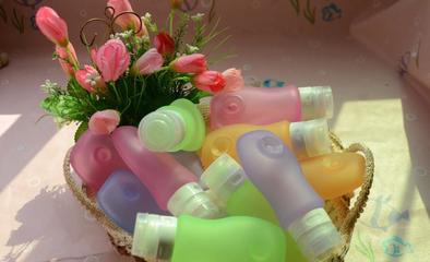 【液態(tài)硅膠旅行瓶 沐浴露洗發(fā)水分裝瓶 家居旅行用品化妝品瓶批發(fā)】價格_廠家_圖片 -