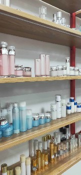 2萬起化妝品貼牌擁有自己的品牌白云區化妝品原料廠家